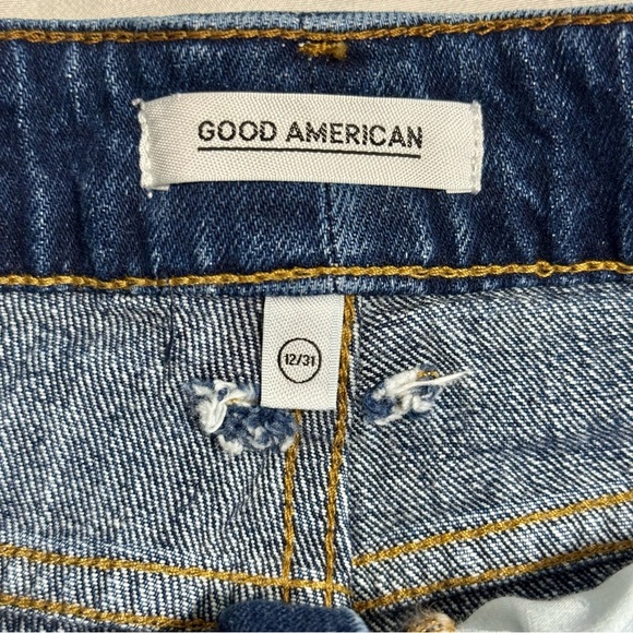 Good American Medium Dark Wash High Rise Cut Off Jeans Shorts Sz 12/31 - Picture 4 of 7